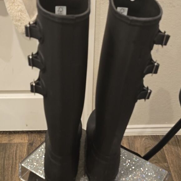 Hunter Original Tall Mercury Multi- Buckle Boot - Picture 11 of 12